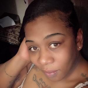 Meet your Posher, Ebony